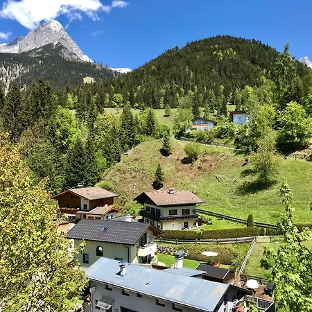 Haus Thomas * Werfenweng