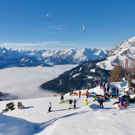 Haus Thomas * Werfenweng